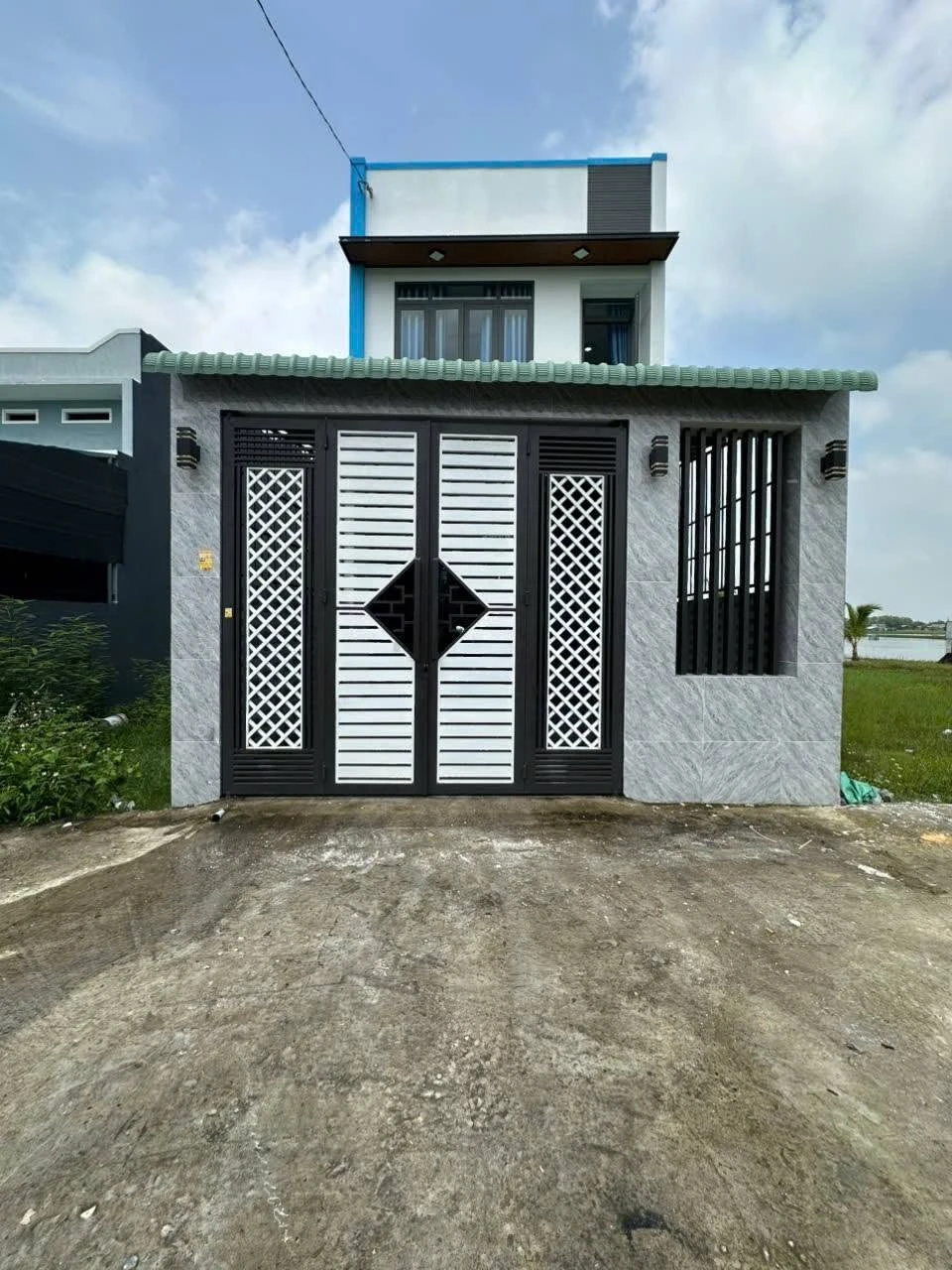 Bán nhà 1 trệt 1 lầu 5x26m, 3PN 3WC, sổ hồng riêng, xã Đức Lập, Tây Ninh - Ảnh 1
