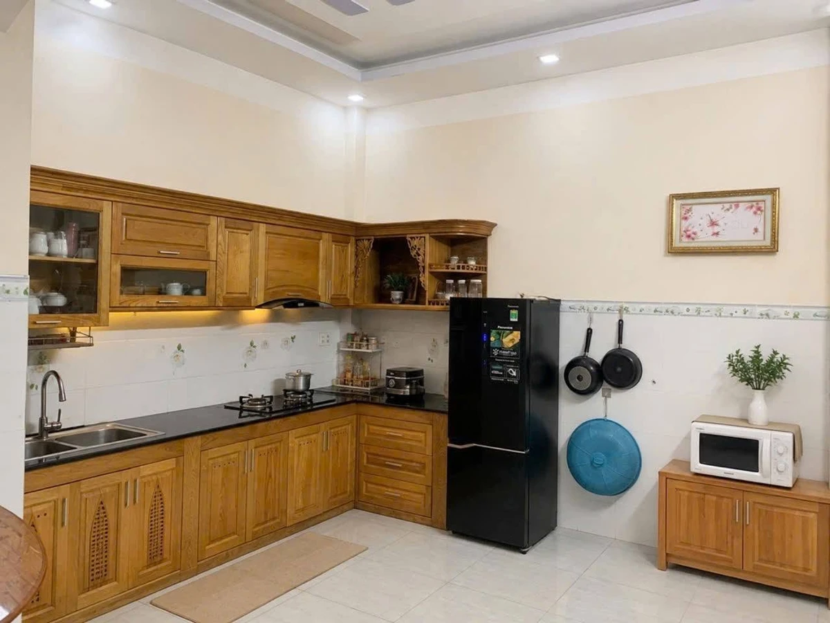 Bán nhà mặt tiền kinh doanh 4,5x18,5m 1 trệt 2 lầu đường Nguyễn Thị Minh Khai, Dĩ An giá 5,8 tỷ - Ảnh thu nhỏ 4