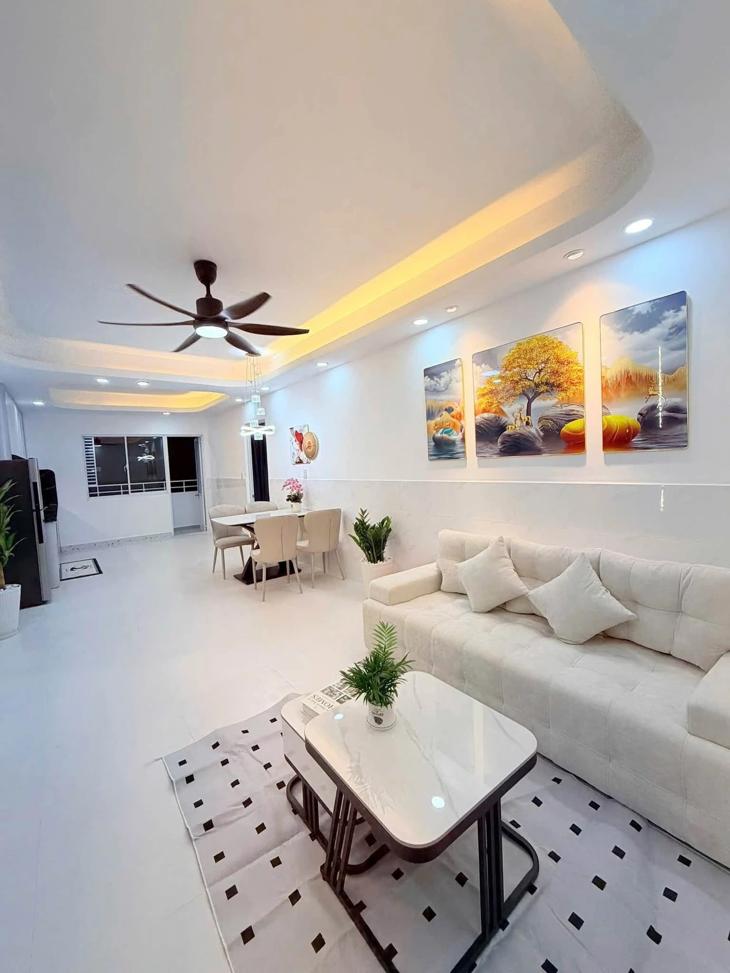 Bán căn hộ 2PN 72m² Nha Trang giá 2 tỷ 390 - Ảnh 1
