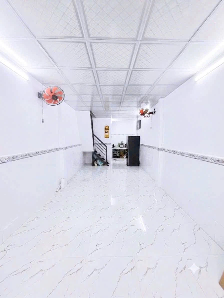 Bán nhà hẻm Nguyễn Tất Thành, Phường 18, Quận 4, 43m2, giá 4,2 tỷ - Ảnh thu nhỏ 4