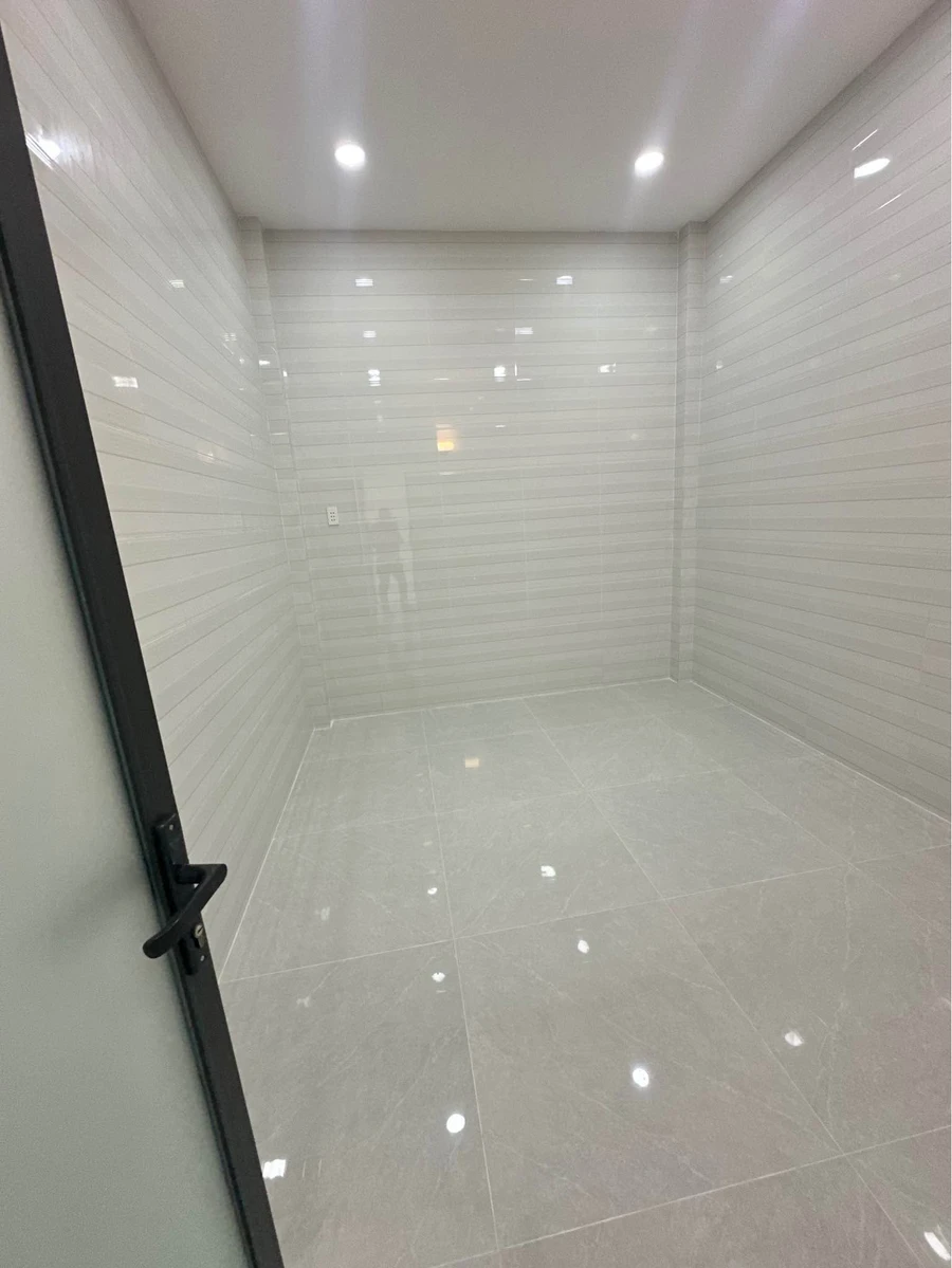 Bán nhà 3 phòng ngủ 108m² Tân An Long An 2.39 tỷ - Ảnh thu nhỏ 5