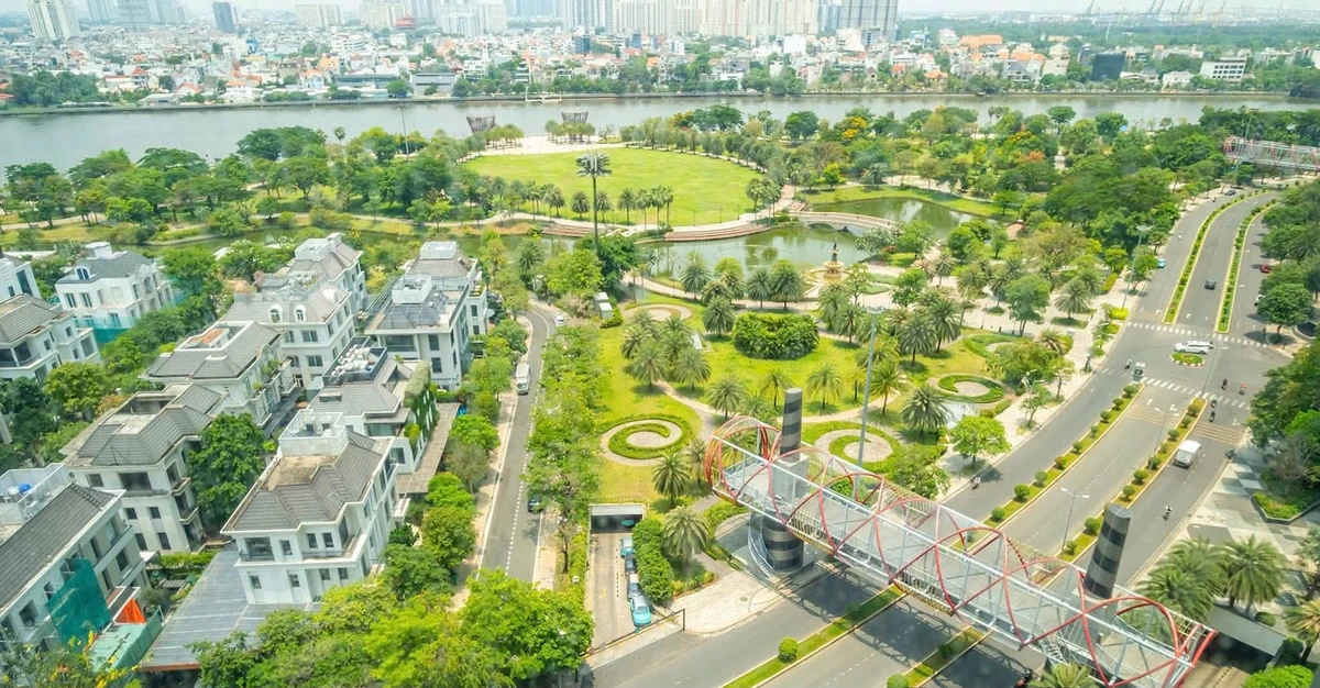 Bán căn hộ góc 3PN Landmark 81, 106m2, tầng 17, view công viên, giá 28 tỷ, Bình Thạnh - Ảnh 1