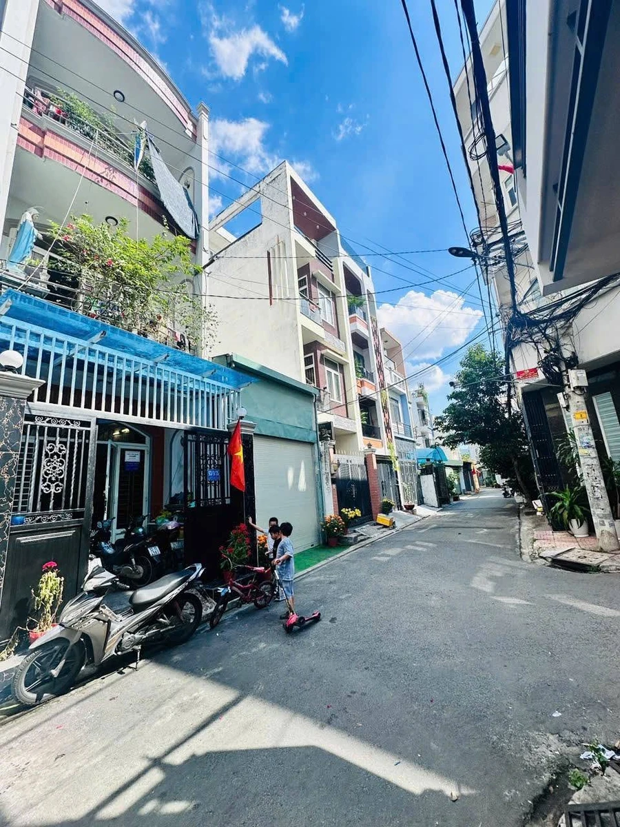 Bán nhà hẻm xe hơi Bờ Bao Tân Thắng, Sơn Kỳ, Tân Phú, 60,6m², 4 tầng, giá 11 tỷ - Ảnh thu nhỏ 2