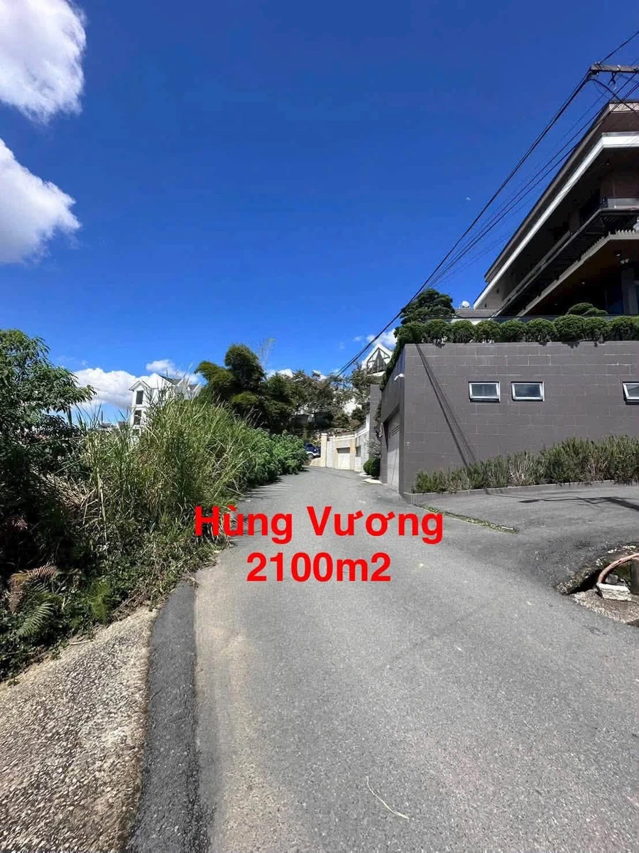 Bán đất 2100m² 2 mặt tiền Hùng Vương Đà Lạt - Ảnh 1