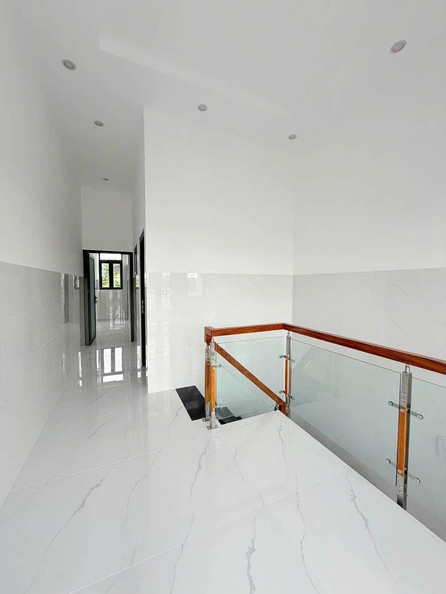Bán nhà Định Hoà Thủ Dầu Một 60m2 3 phòng ngủ 2.65 tỷ - Ảnh thu nhỏ 5