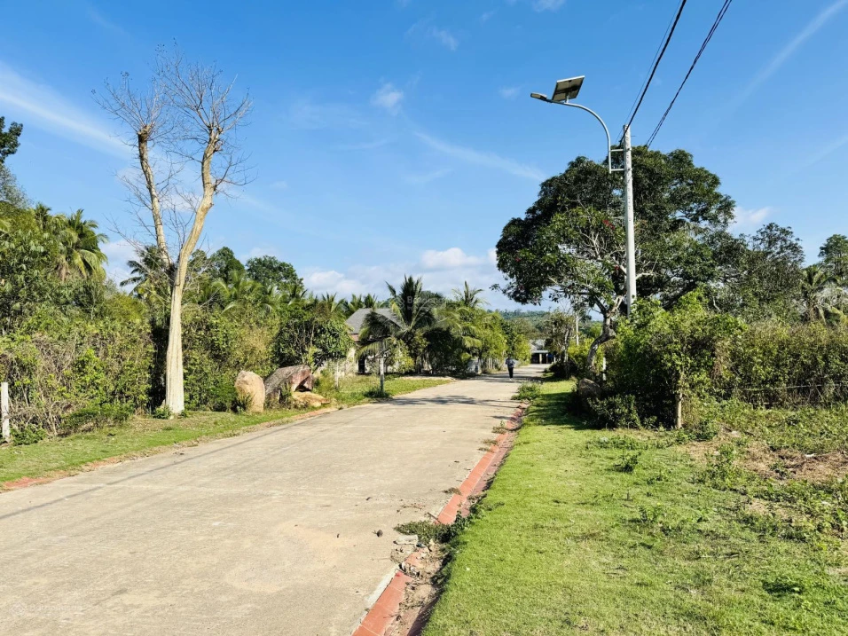 Bán đất 100% thổ cư Búng Gội, 494m2 giá 4.3tỷ, ngang 16.5m view núi đẹp, về sân bay Phú Quốc 20phut - Ảnh 1