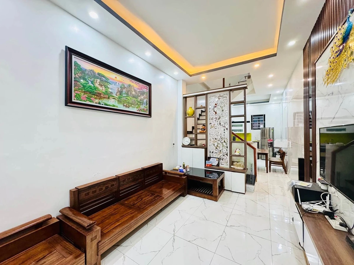 Bán nhà ngõ Lê Lợi 40m² 3 tầng, Quận 1 - Ảnh 1