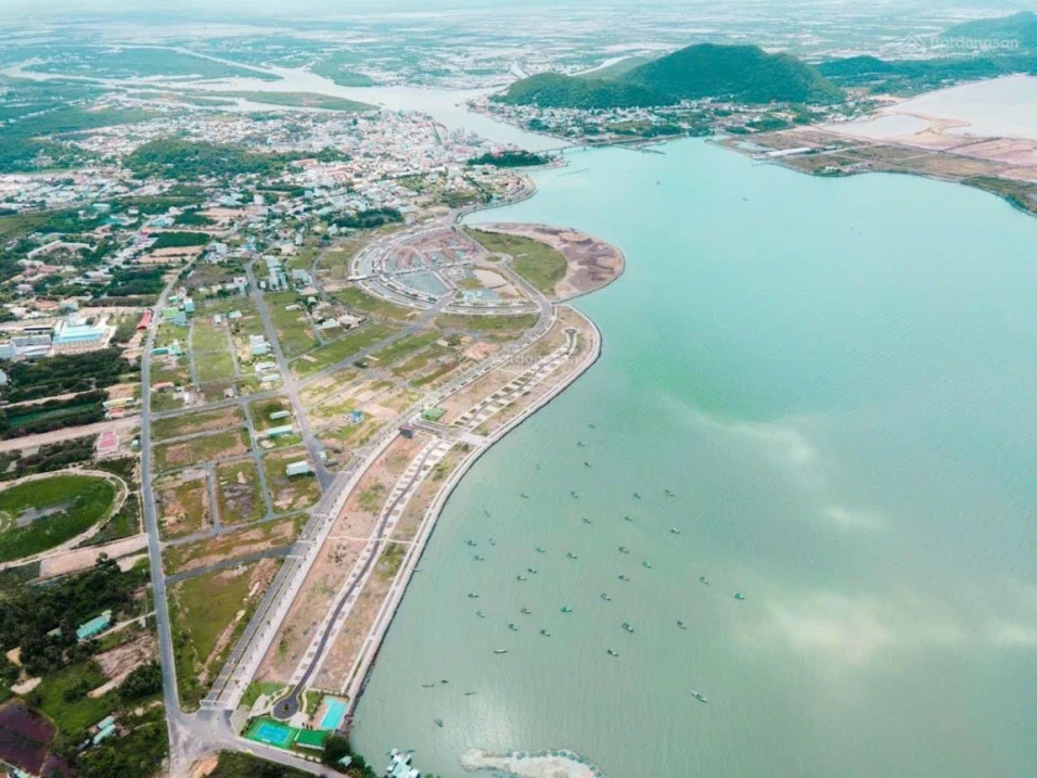 Bán đất Đường Tốt tại KĐT Lấn biển Hà Tiên, diện tích 100m2, giá 1,5 tỷ - Ảnh 1