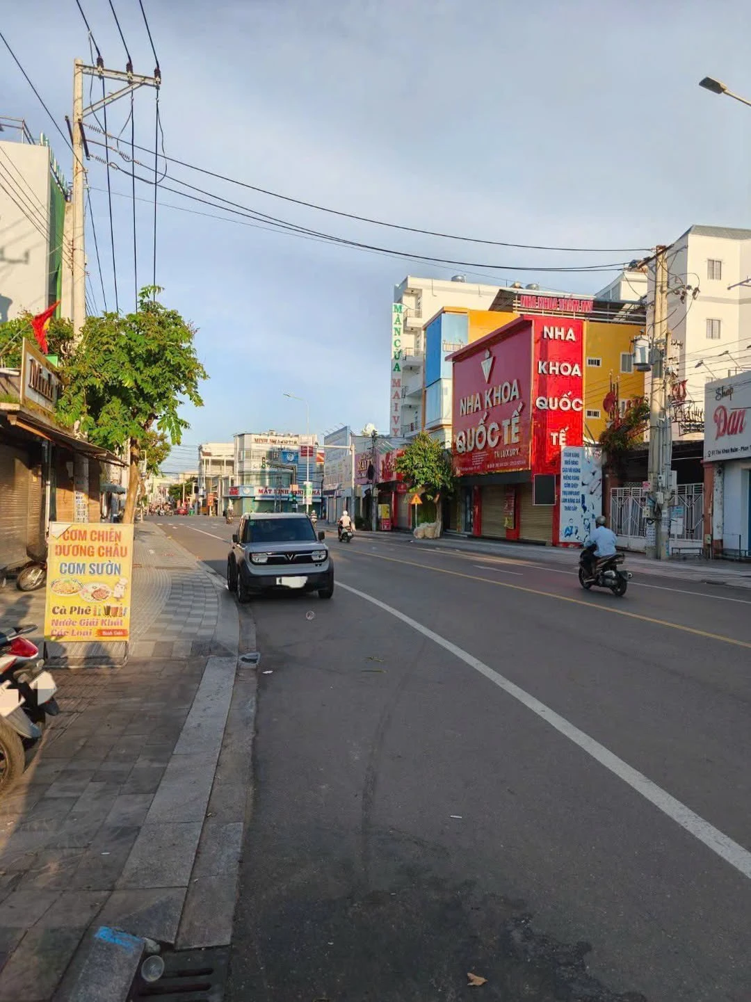 Bán nhà lầu góc 2 mặt tiền 100m2 Thủ Khoa Huân 11 tỷ - Ảnh 1