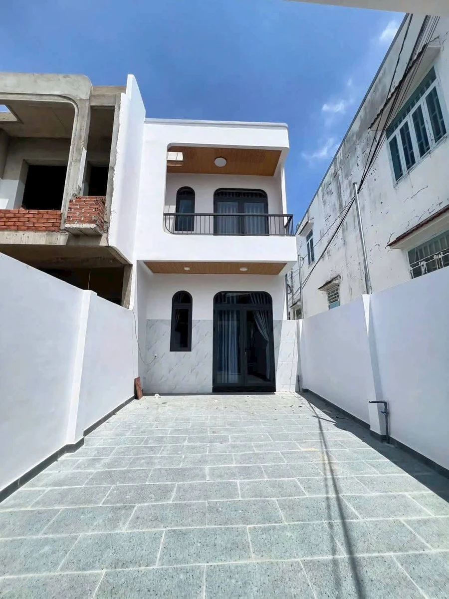 Bán nhà 3 phòng ngủ 4,3x20,5m hẻm Lê Hồng Phong, Phường Thủ Dầu Một giá 3,8 tỷ - Ảnh thu nhỏ 3