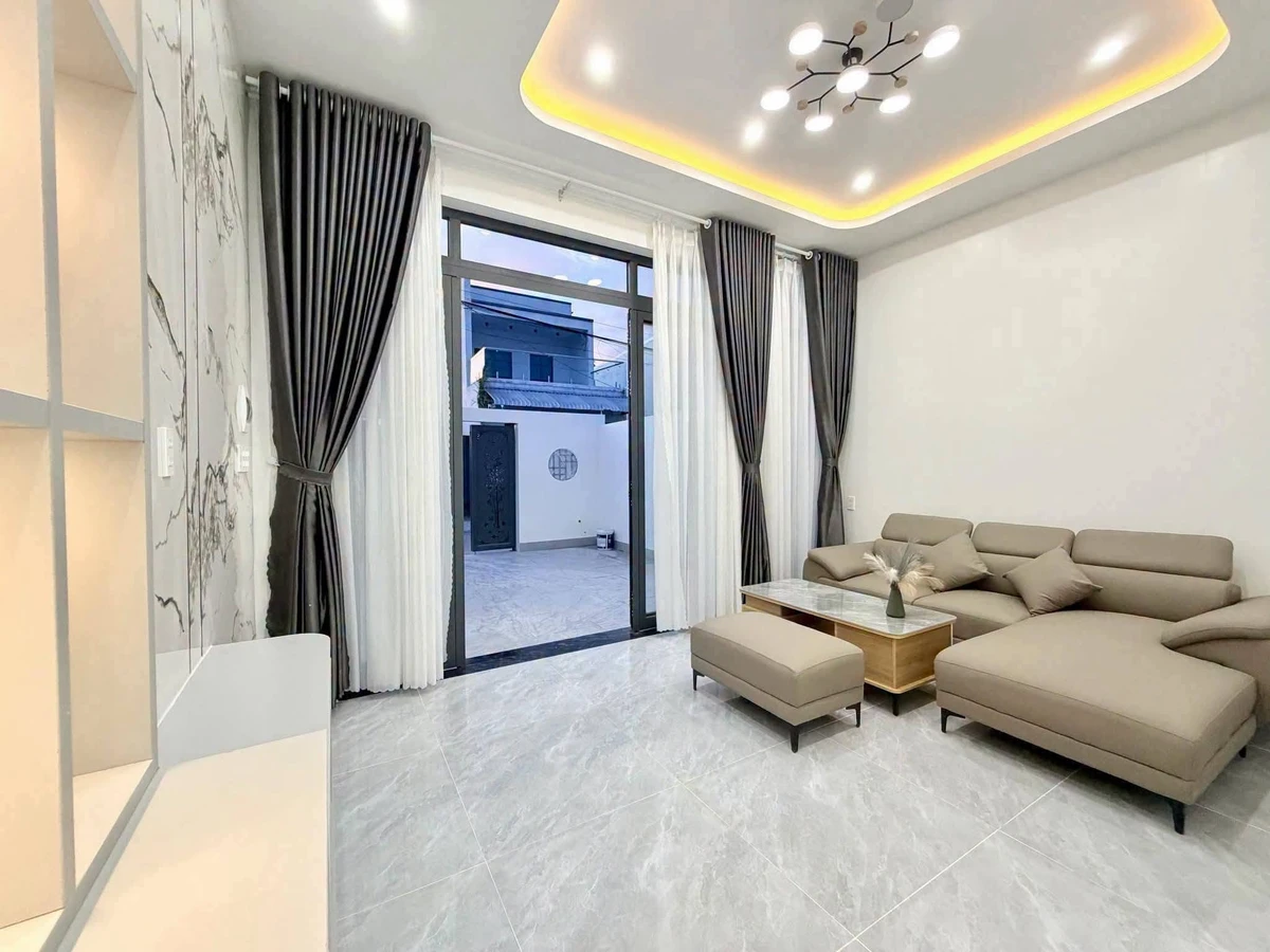 Bán nhà mặt tiền đường Nguyễn Huy Tưởng, Rạch Giá, 89m², 2PN, tặng full nội thất, giá 1,65 tỷ - Ảnh thu nhỏ 4