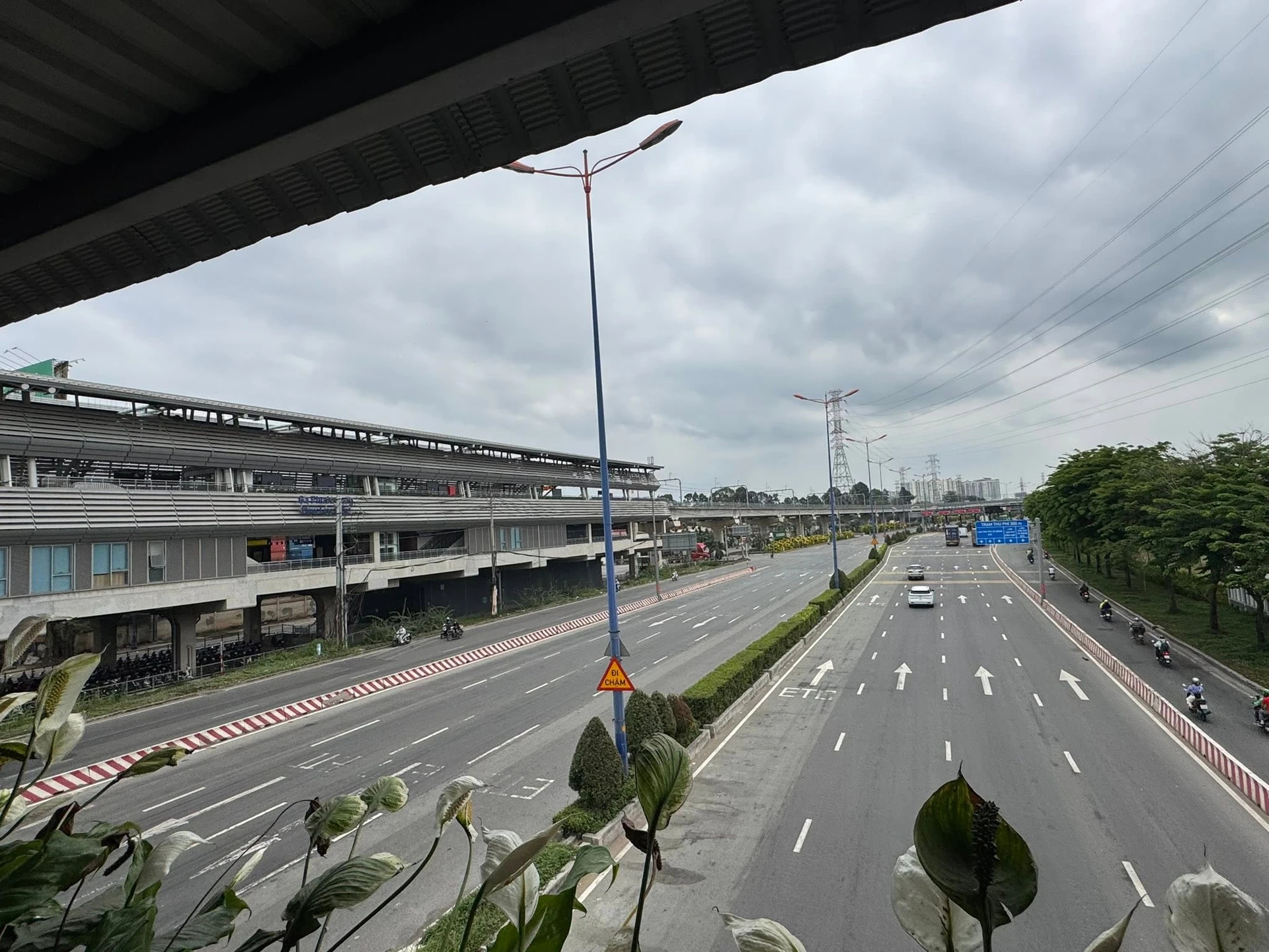 Bán nhà Thủ Đức 225m2, 110 triệu/m2 gần Metro - Ảnh 1