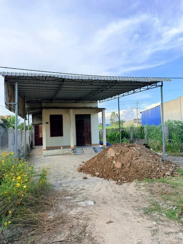 Bán nhà mặt tiền Quốc Lộ 1A Lâm Đồng 130m2, 3,1 tỷ