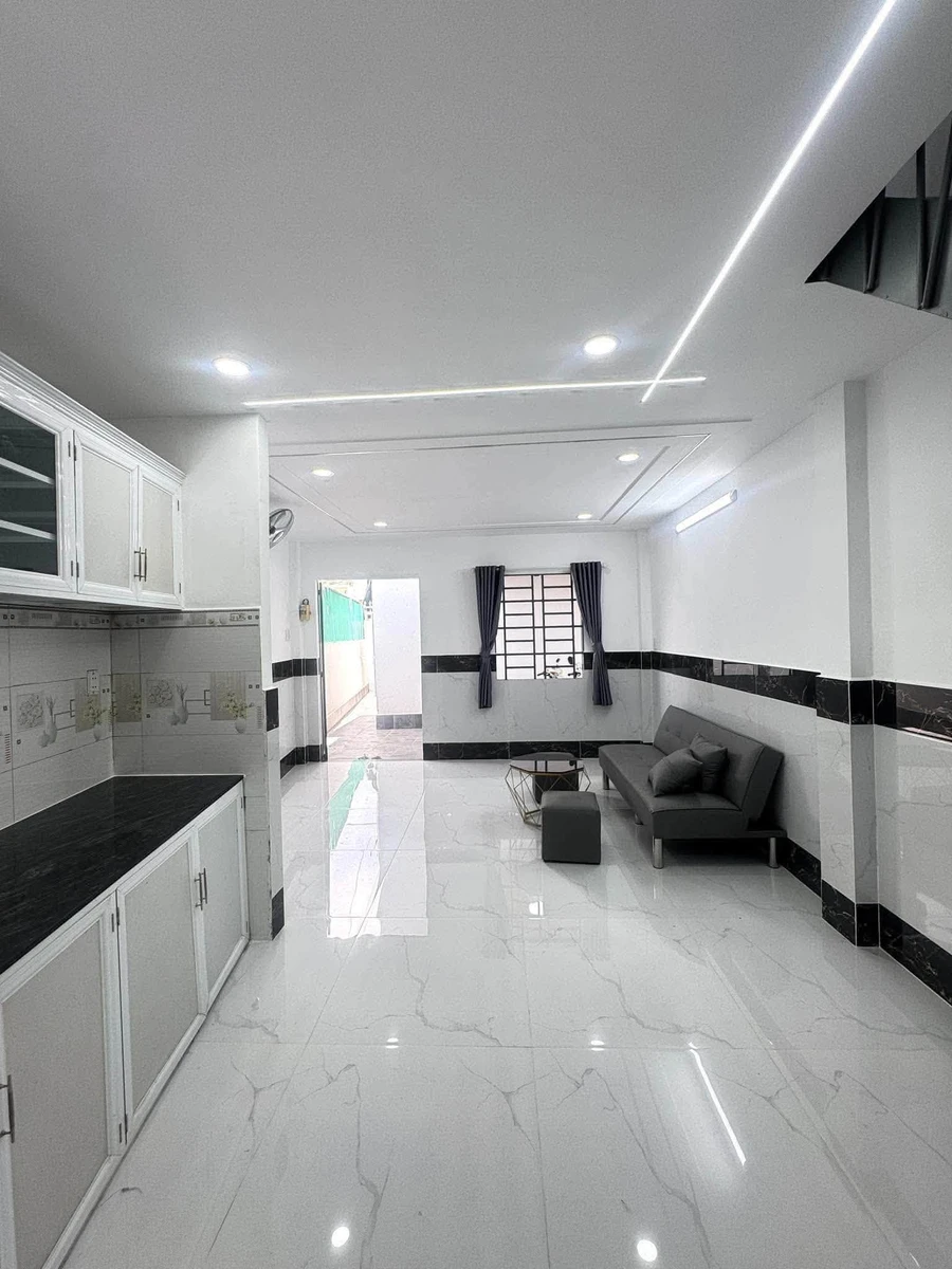 Bán nhà Quận 12 2 tỷ, 46m2, 2PN 2WC - Ảnh thu nhỏ 3