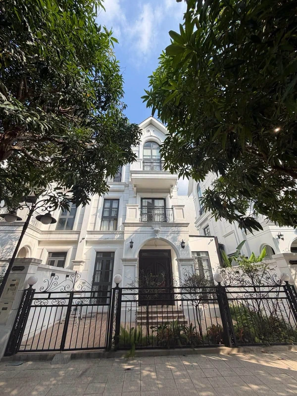 Bán song lập 150m Vinhomes Ocean Park 1 giá 24.5 tỷ