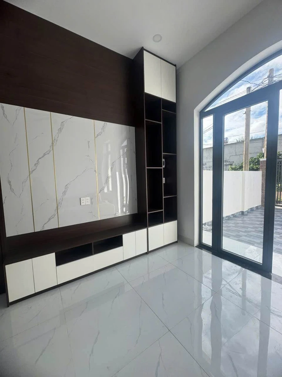 Bán nhà 3 phòng ngủ 125m² nội thất đầy đủ Thủ Đức 1,79 tỷ - Ảnh thu nhỏ 2