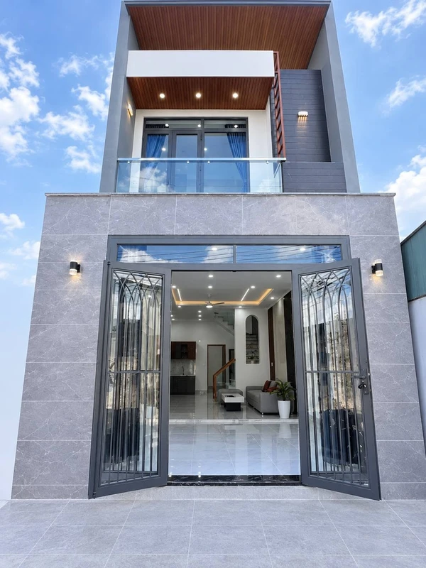 Bán nhà lầu hiện đại 3PN 140m2 giá 3 tỷ 290 Trảng Dài