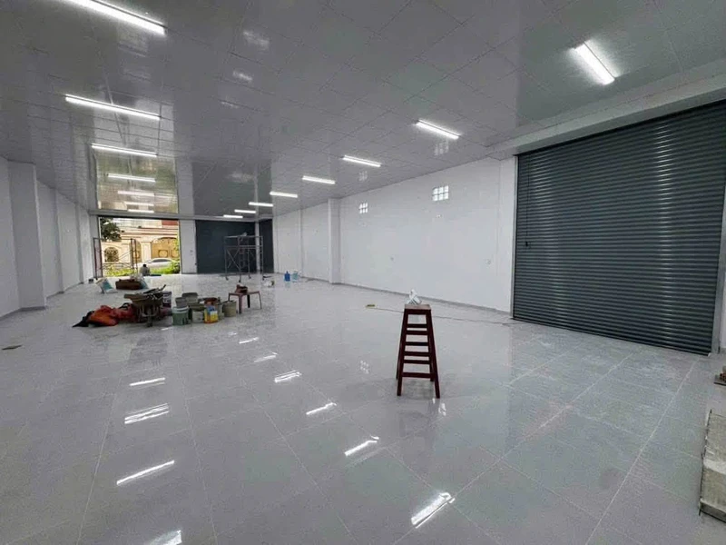 Bán nhà mặt tiền 69m² Nguyễn Công Phương Quận 5 403a