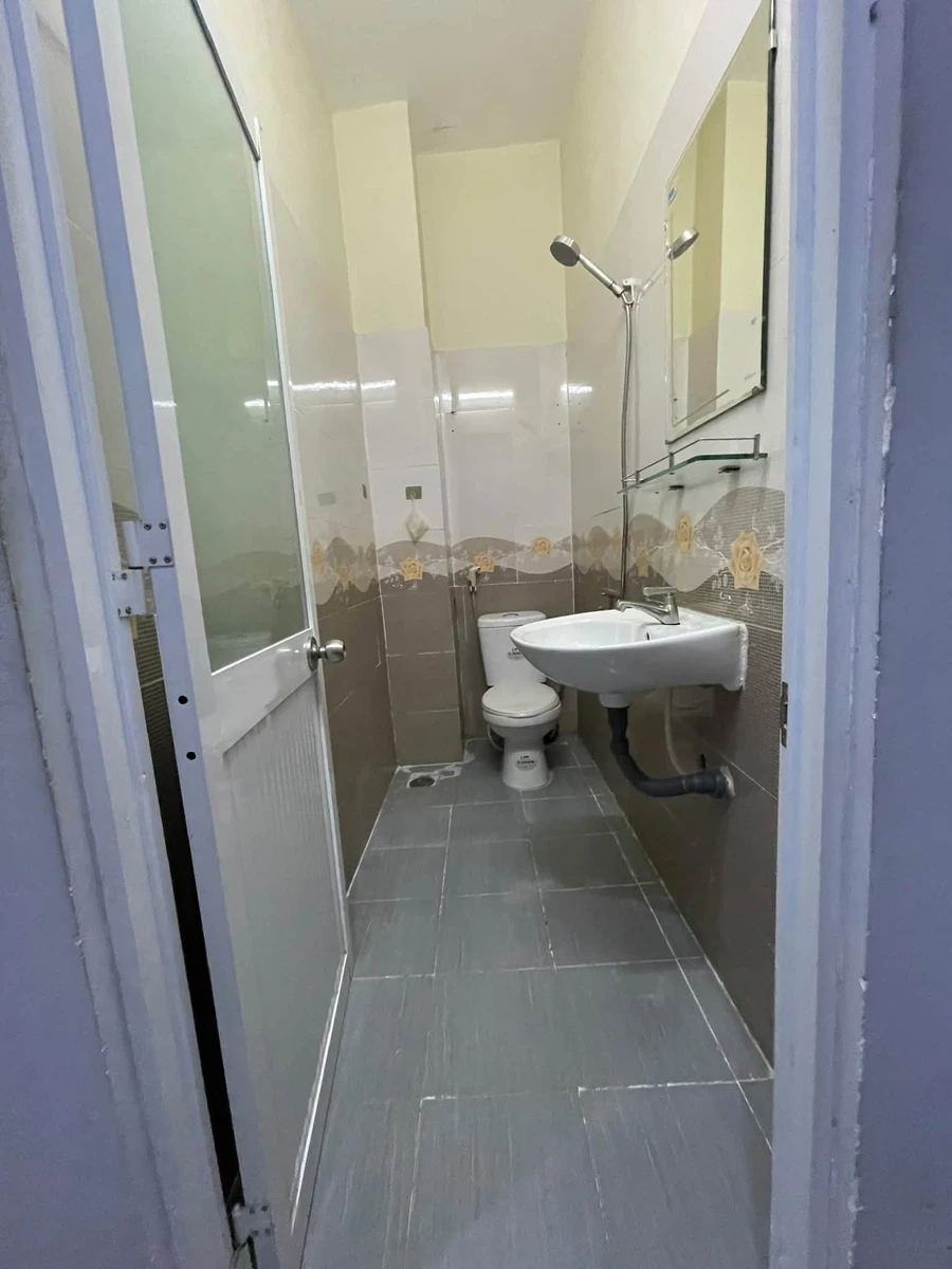 Bán nhà hẻm ô tô 4x10m, 1 trệt 2 lầu, 3PN, đường Miếu Gò Xoài, Bình Tân - 4,88 tỷ - Ảnh thu nhỏ 4