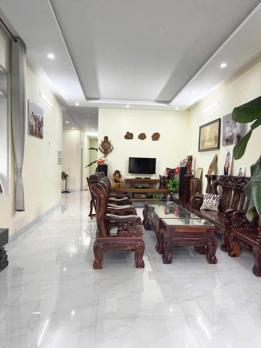 Bán nhà 1 trệt 1 lầu 237,5m² đường Đồng Khởi 9,5 tỷ - Ảnh thu nhỏ 2