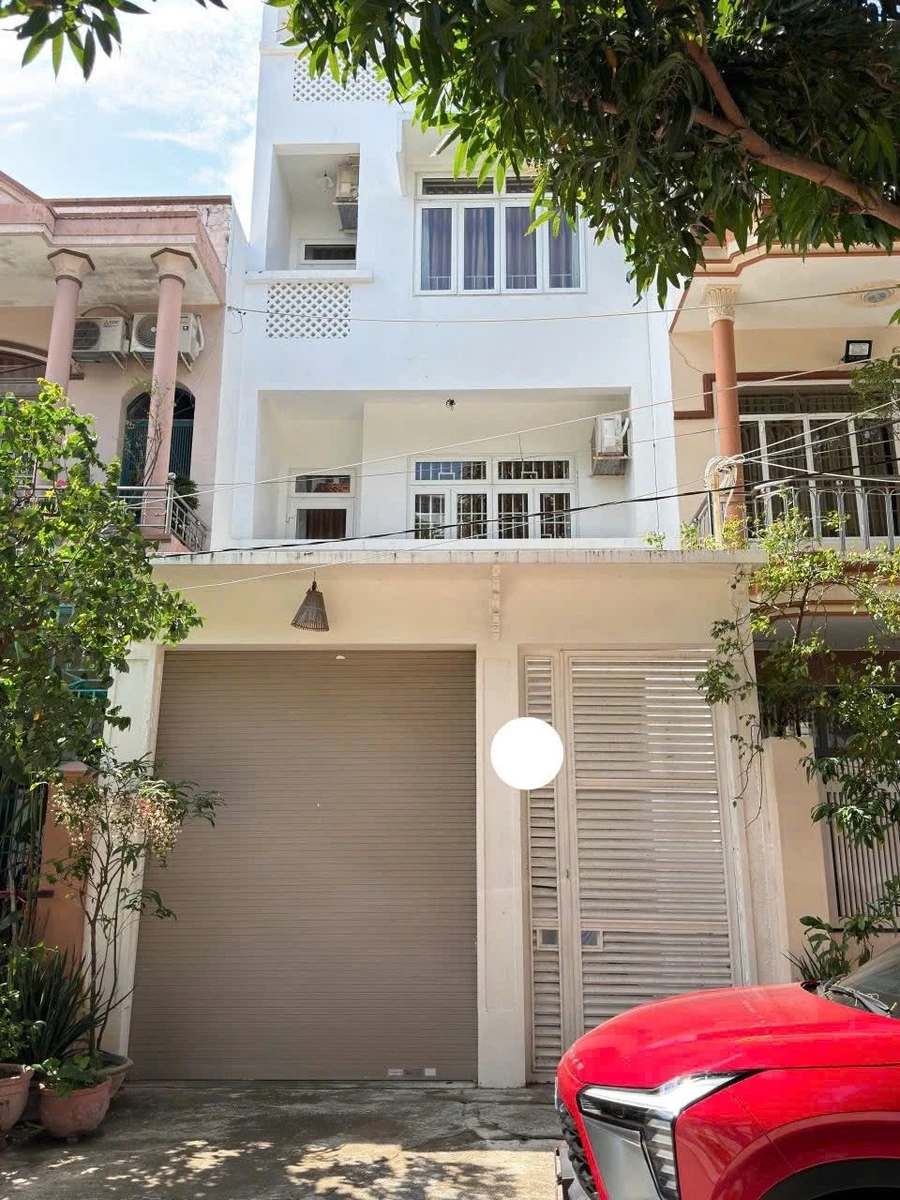 Bán nhà 5 tầng 100m² gần biển Dã Tượng, Nha Trang - Ảnh 1