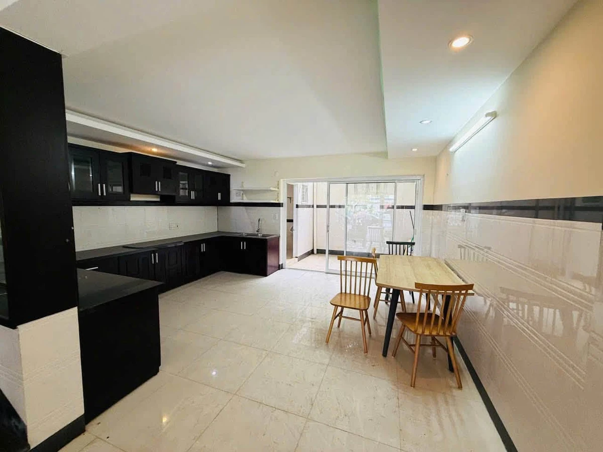 Bán nhà 4 tầng 438m² mặt tiền Điện Biên Phủ Nha Trang - Ảnh thu nhỏ 3