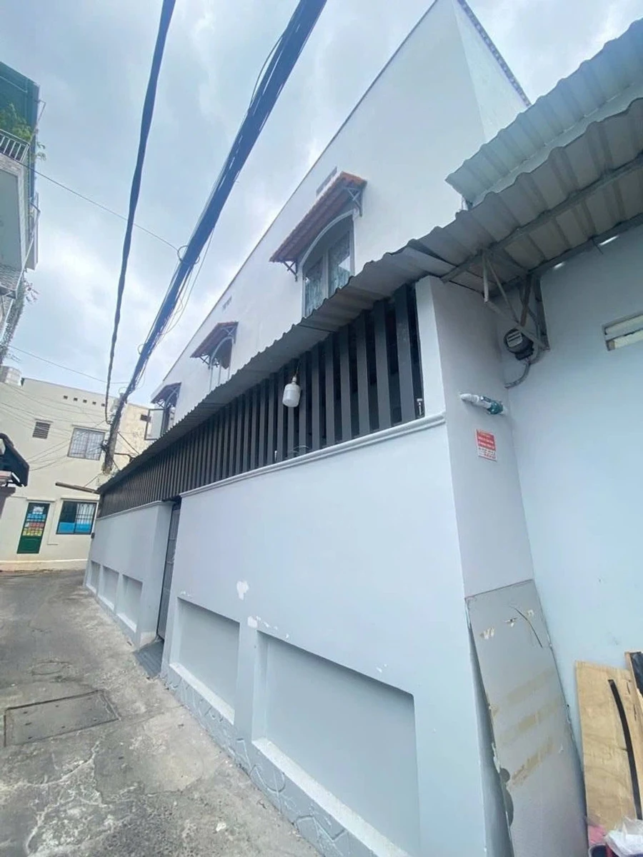 Bán nhà 2 tầng 5.5x25m, 5PN, căn góc 2 mặt thoáng, hẻm Phan Văn Hớn, Quận 12 - Ảnh thu nhỏ 3
