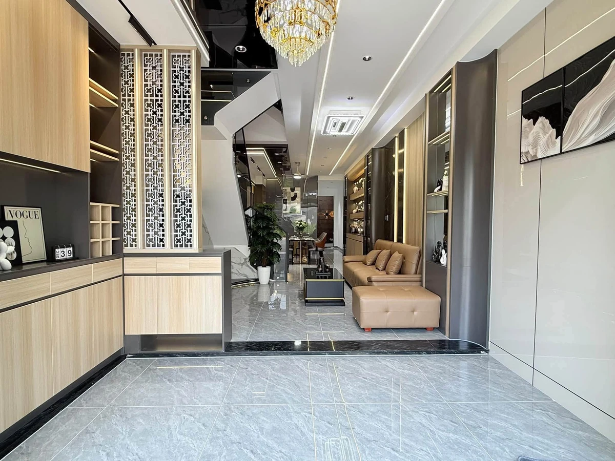 Bán nhà 1 trệt 2 lầu 4x16 (64m2) 4PN 4WC tặng full nội thất tại Thuận An, Bình Dương - Ảnh thu nhỏ 2