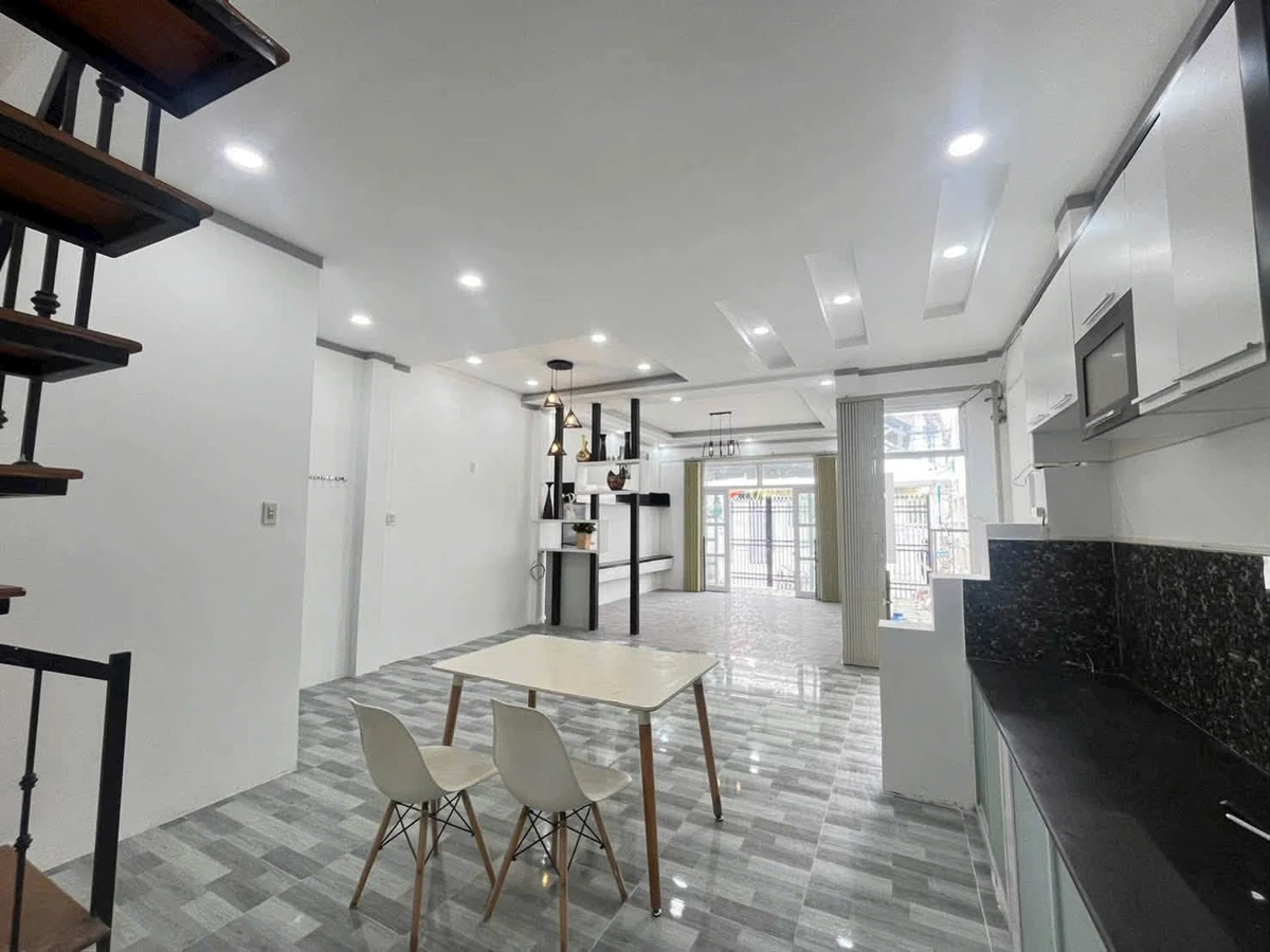 Bán nhà 1 trệt 1 lầu mặt tiền 120m2 Phú Thuỷ, Phan Thiết - Ảnh thu nhỏ 4