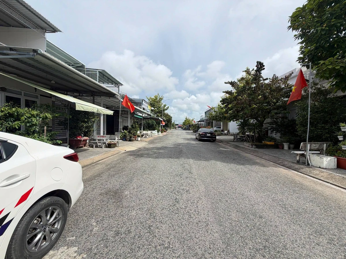 Bán nhà 1 trệt 1 lầu 3PN Rạch Giá An Giang 2.95 tỷ - Ảnh 1