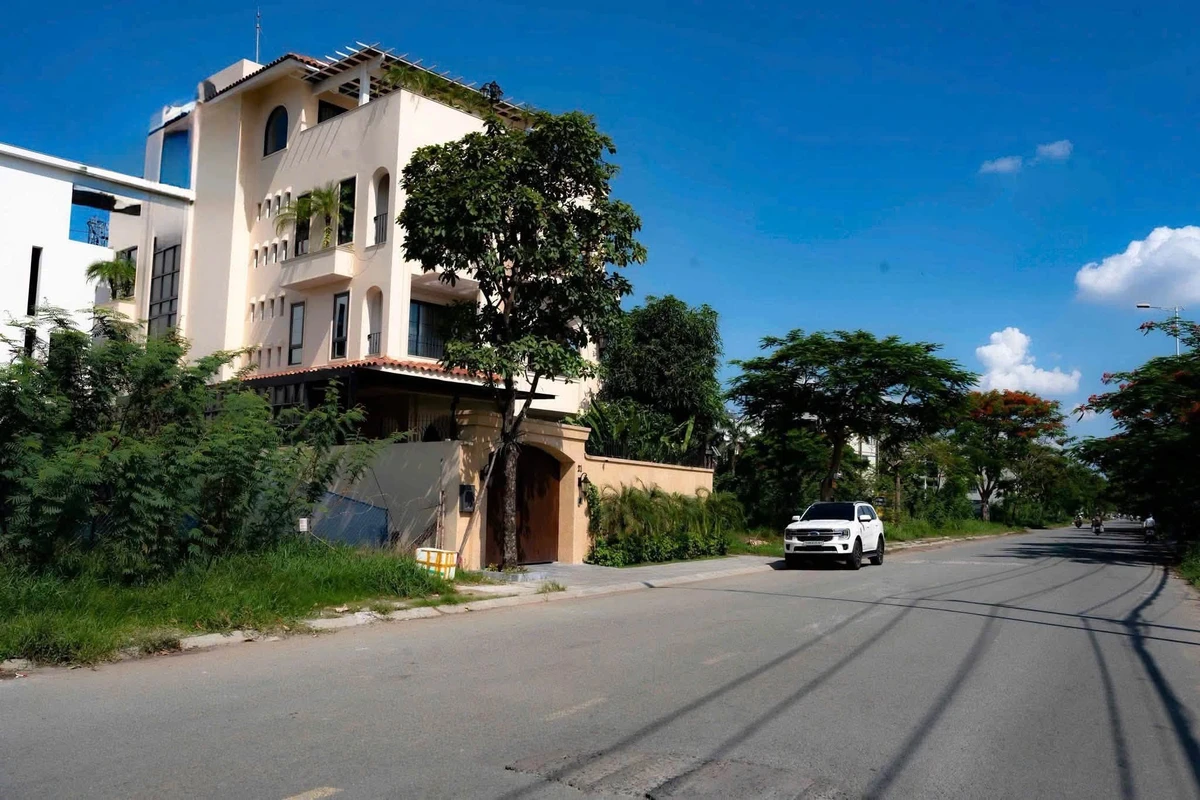 Bán nhà 325.6m² có hồ bơi view sông Thạnh Mỹ Lợi 105 tỷ - Ảnh thu nhỏ 5