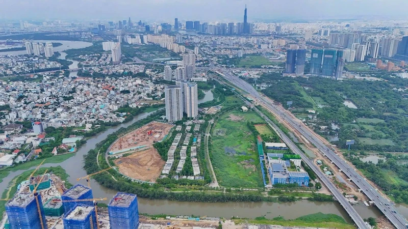 Bán nhà mới xây 3 tầng 40m2 mặt ngõ tổ 8 An Dương, Hải Phòng giá từ 2,399 tỷ tgian