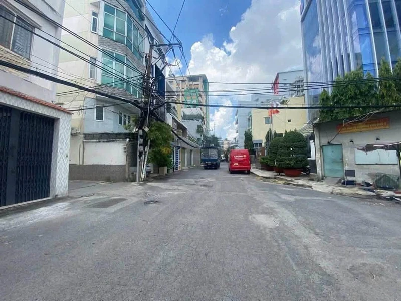 Bán đất 1200m2 có 390m2 thổ cư, đường nhựa 10m nở hậu, trung tâm Đồng Xoài, giá 2 tỷ tranthibao