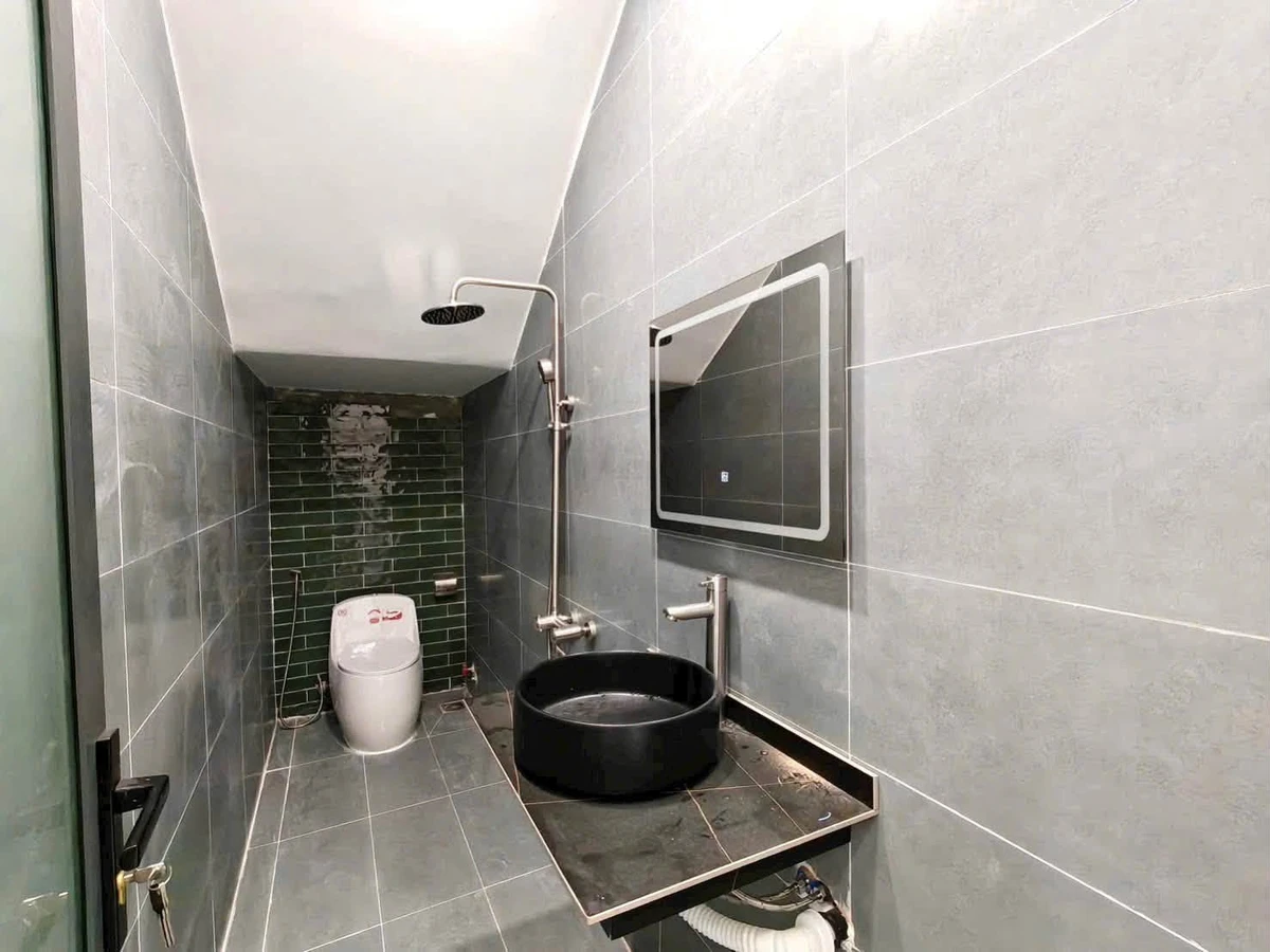 Bán nhà 1 trệt 1 lầu 89m² Rạch Giá 2 tỷ 650 triệu - Ảnh thu nhỏ 3