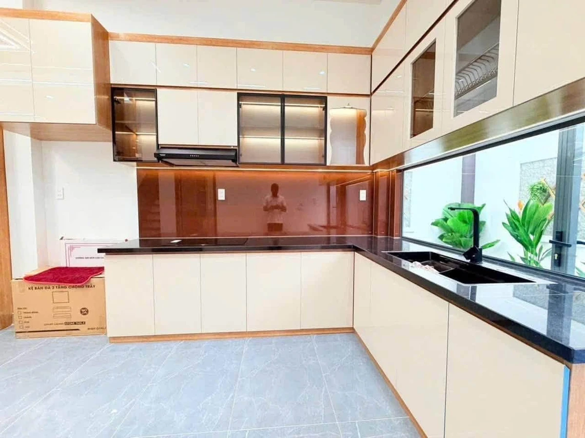 Bán nhà 160m² 4 phòng ngủ gần Chợ Đông Thạnh Quận 12 - Ảnh thu nhỏ 4