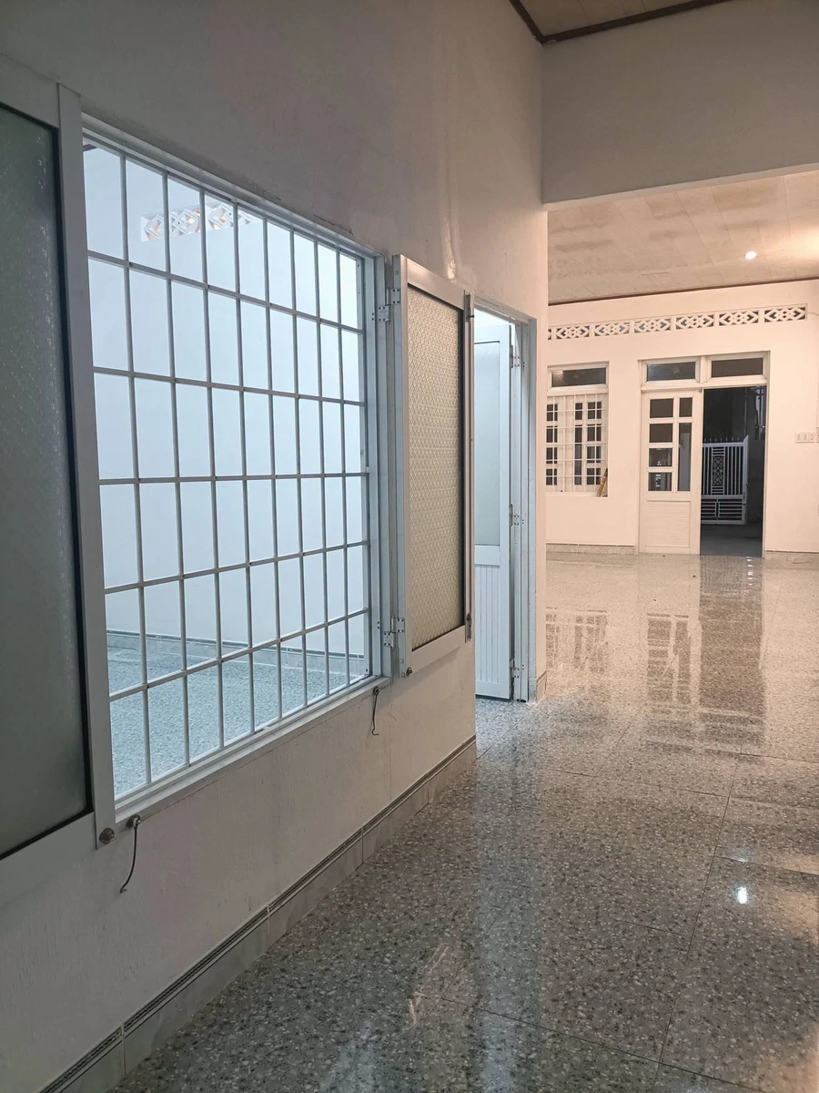 Bán nhà 2 phòng ngủ 140m² gần Coopmart Tuy Hoà 2,05 tỷ - Ảnh thu nhỏ 2