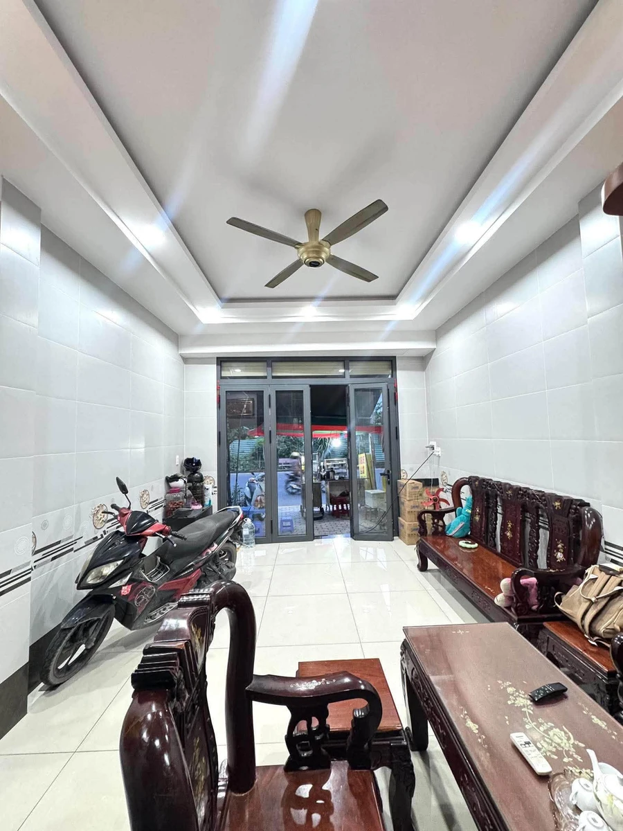 Bán nhà 2 mặt tiền HT43 - HT42, 4x10m, 1 trệt 2 lầu, 4PN, Hiệp Thành, Quận 12, 5,49 tỷ - Ảnh thu nhỏ 4
