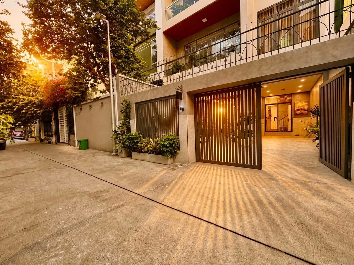 Bán biệt thự tân cổ điển 150m² Nguyễn Chí Thanh Quận 5 - Ảnh 1