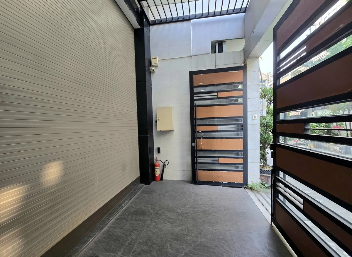 Bán shophouse 6 tầng mặt tiền Thăng Long Tân Bình 17 tỷ - Ảnh thu nhỏ 3