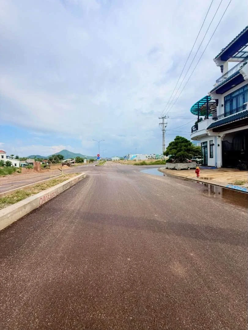 Bán nhà mặt tiền 30m, 115m² Quy Nhơn, 2.9 tỷ - Ảnh thu nhỏ 2