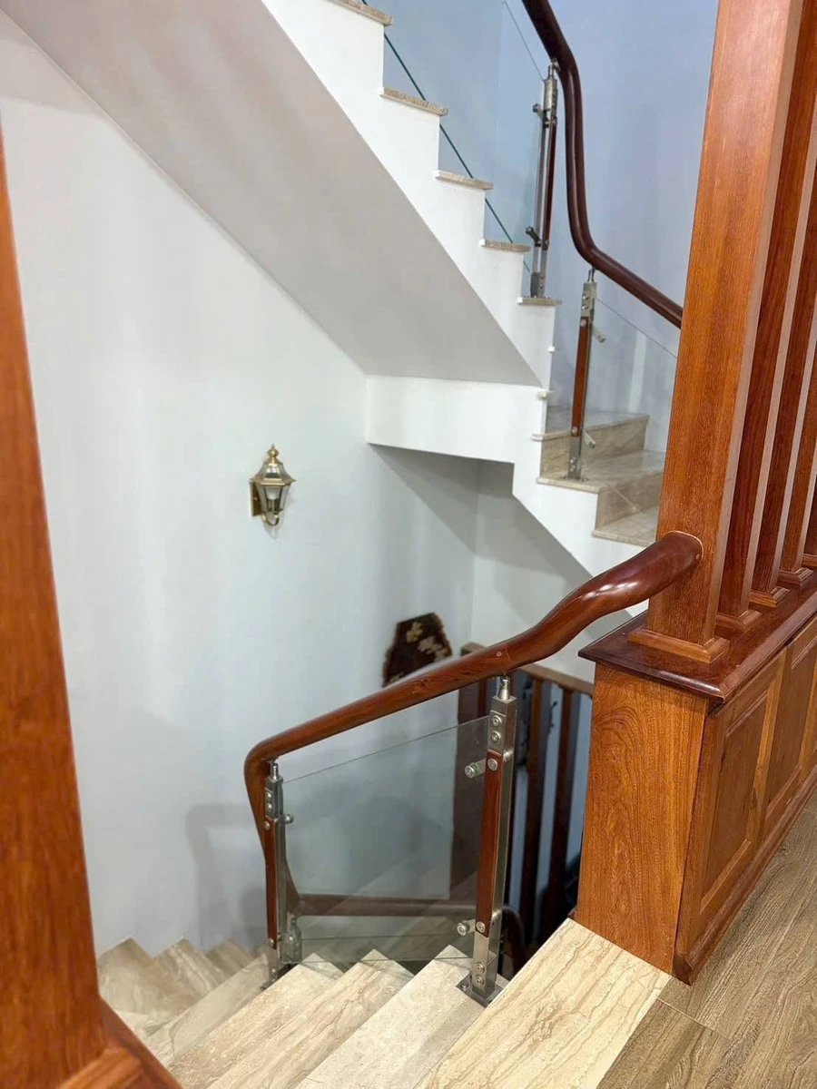 Bán nhà 3 tầng 74m² Trần Quý Cáp Quận 1, 6 tỷ 2 - Ảnh thu nhỏ 3