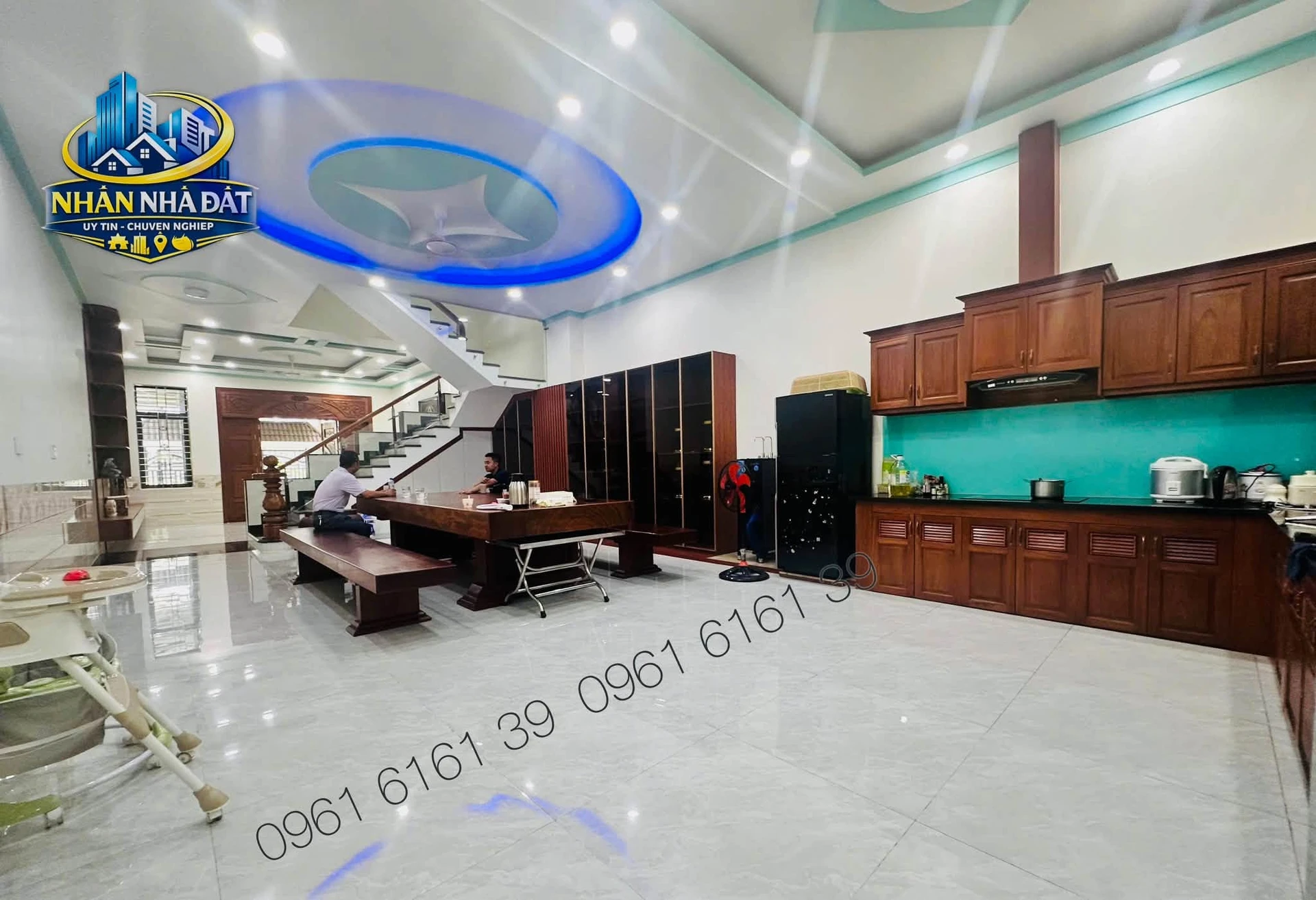 Bán nhà 4PN sân ô tô Phú Tân 186,9m² 6 tỷ - Ảnh 1