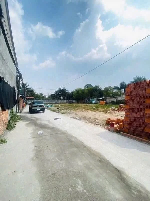Bán đất Bình Nhâm Lái Thiêu 92m2 giá 2 tỷ 700