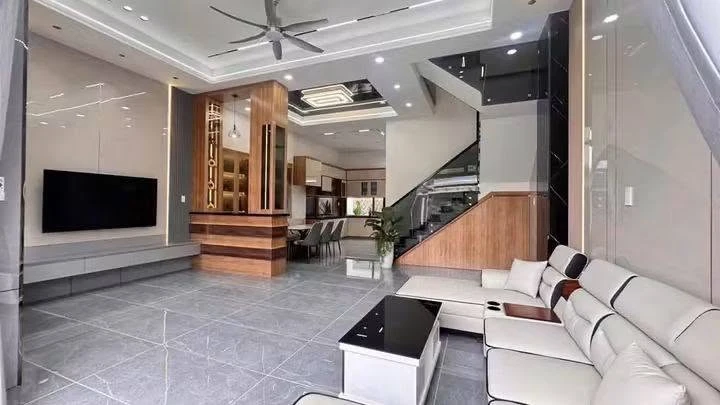 Bán biệt thự sân vườn 8x20m, 4PN full nội thất tại Đông Thạnh, Hóc Môn - Ảnh thu nhỏ 3