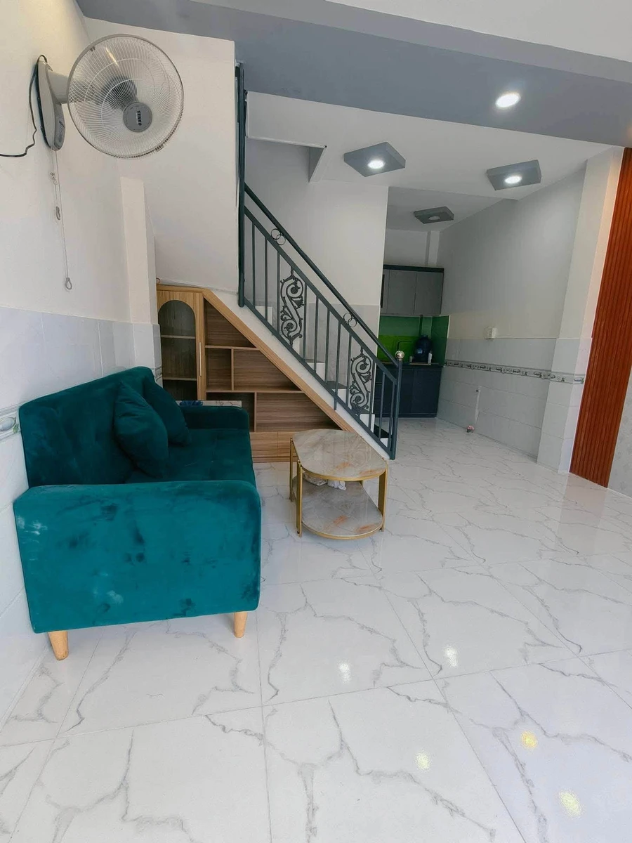 Bán nhà 1 trệt 1 lầu 32m2 gần trường Nguyễn Văn Thệ, Thạnh Xuân, Quận 12, giá 1,39 tỷ - Ảnh 1