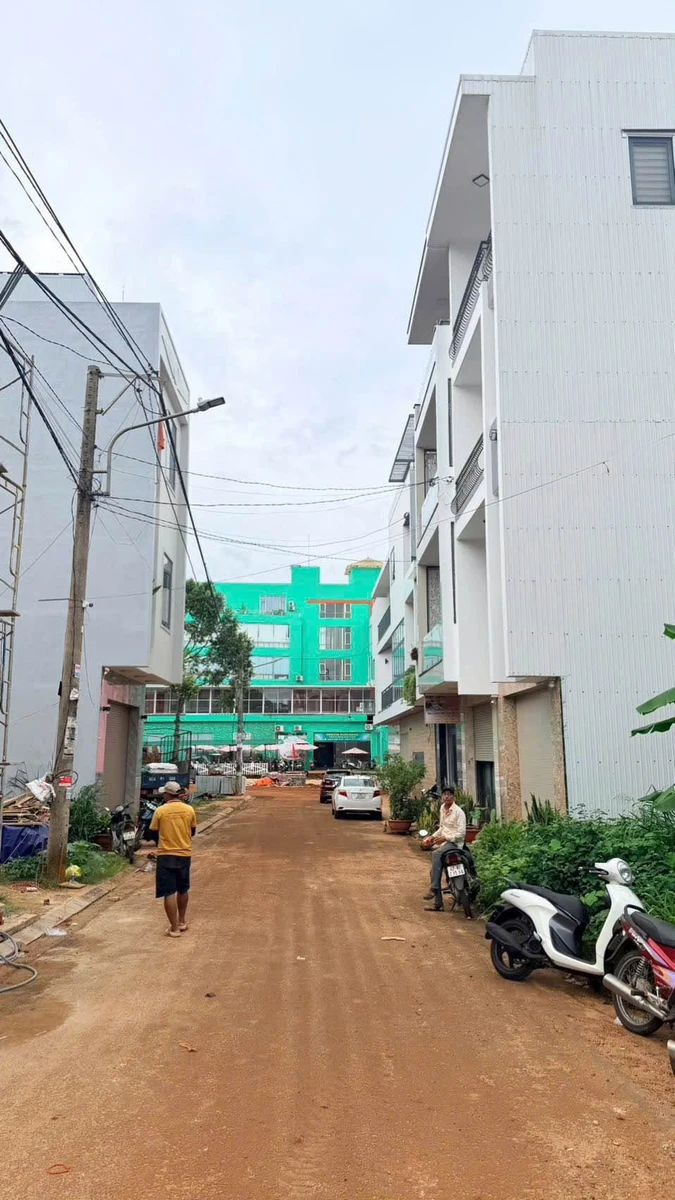 Bán 2 lô đất Lý Tự Trọng Buôn Ma Thuột 68m² và 74m² - Ảnh 1
