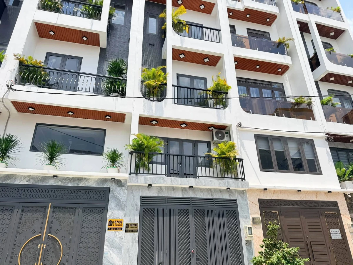 Bán nhà phố 4x21m, 4PN 5WC, thang máy, 7.6 tỷ, Lê Thị Riêng, Q.12 - Ảnh 1