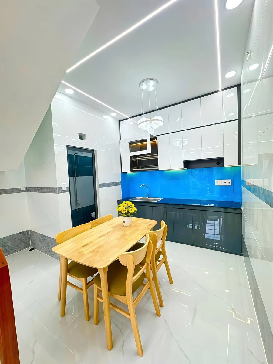 Bán nhà 2 tầng 4x8m hẻm xe hơi gần đường Mã Lò, Bình Tân, giá 3 tỷ - Ảnh thu nhỏ 3