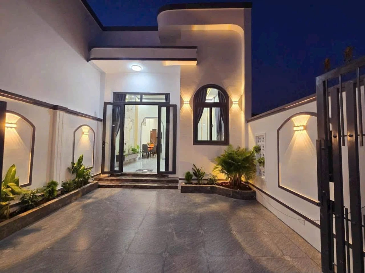 Bán nhà mới 85m2, 2PN Phú Tân, 1.35 tỷ - Ảnh thu nhỏ 2
