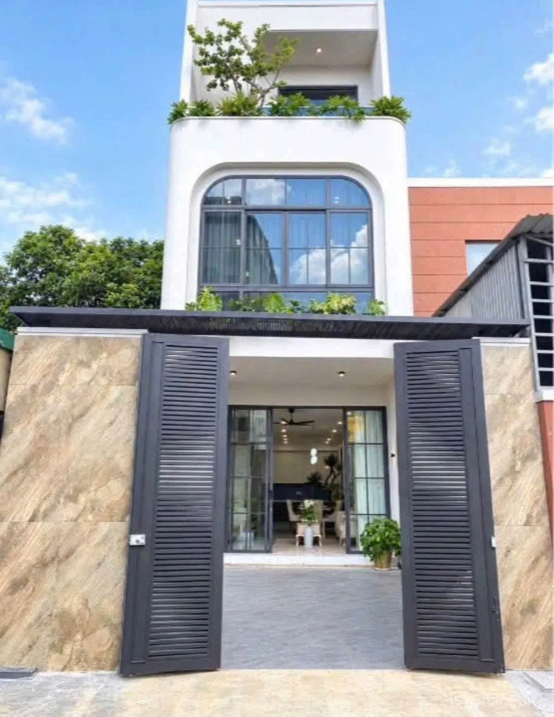 Bán nhà mặt tiền Xuân Diệu 256m² 3PN Quận 7 - Ảnh 1
